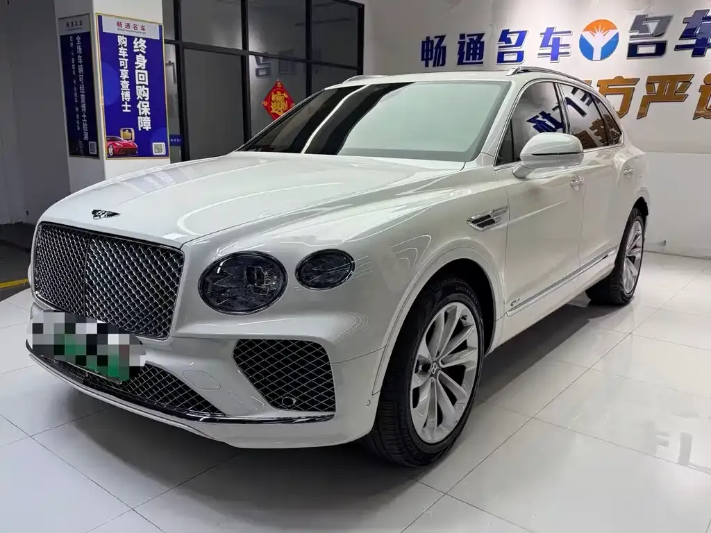 Bentley Bentayga PHEV — фото 5