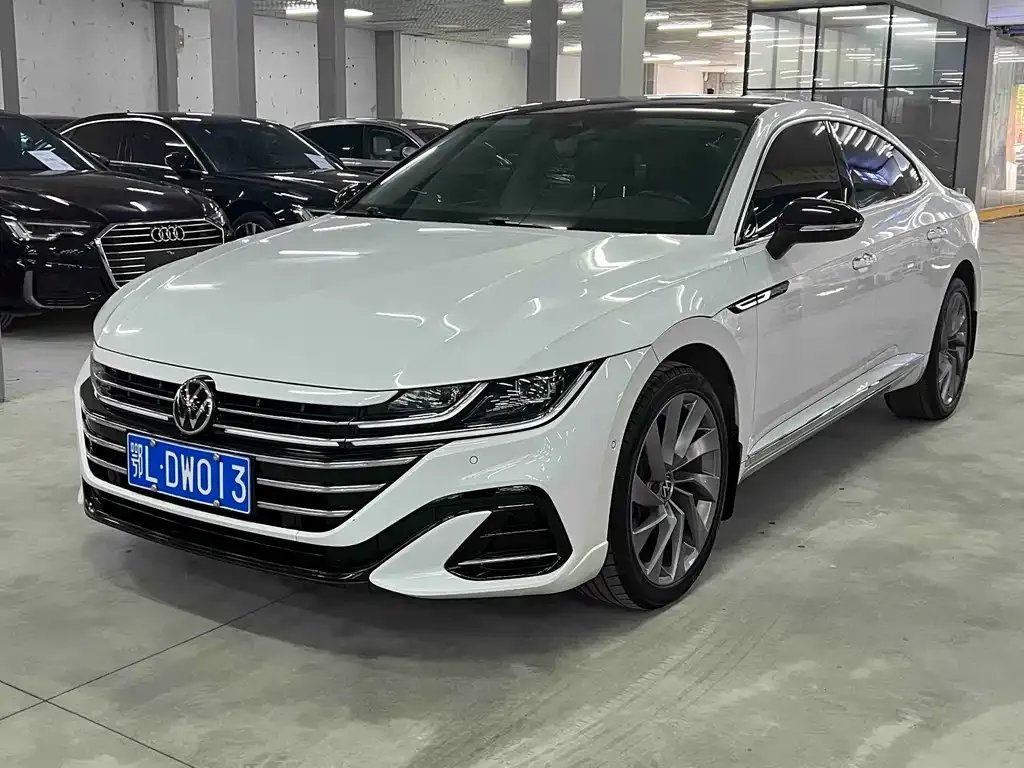 Volkswagen CC — фото 1