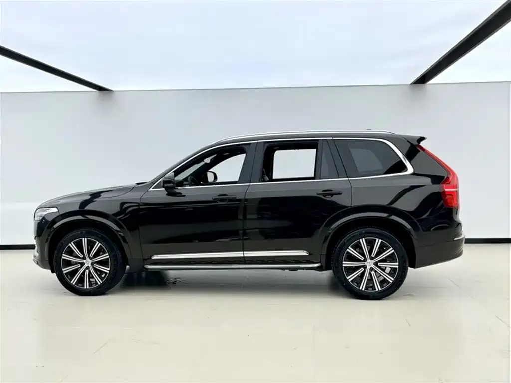Volvo XC90 — фото 2