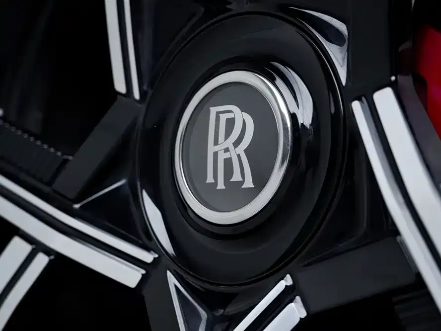Rolls-Royce Cullinan — фото 6