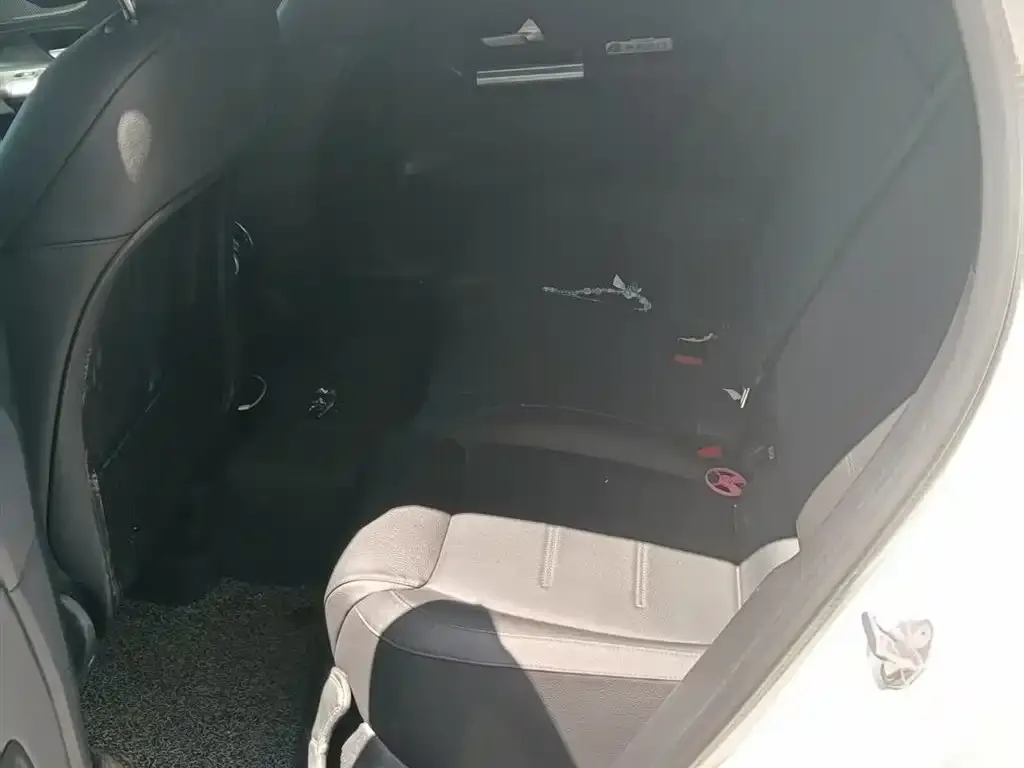 Mercedes-Benz GLA — фото 2
