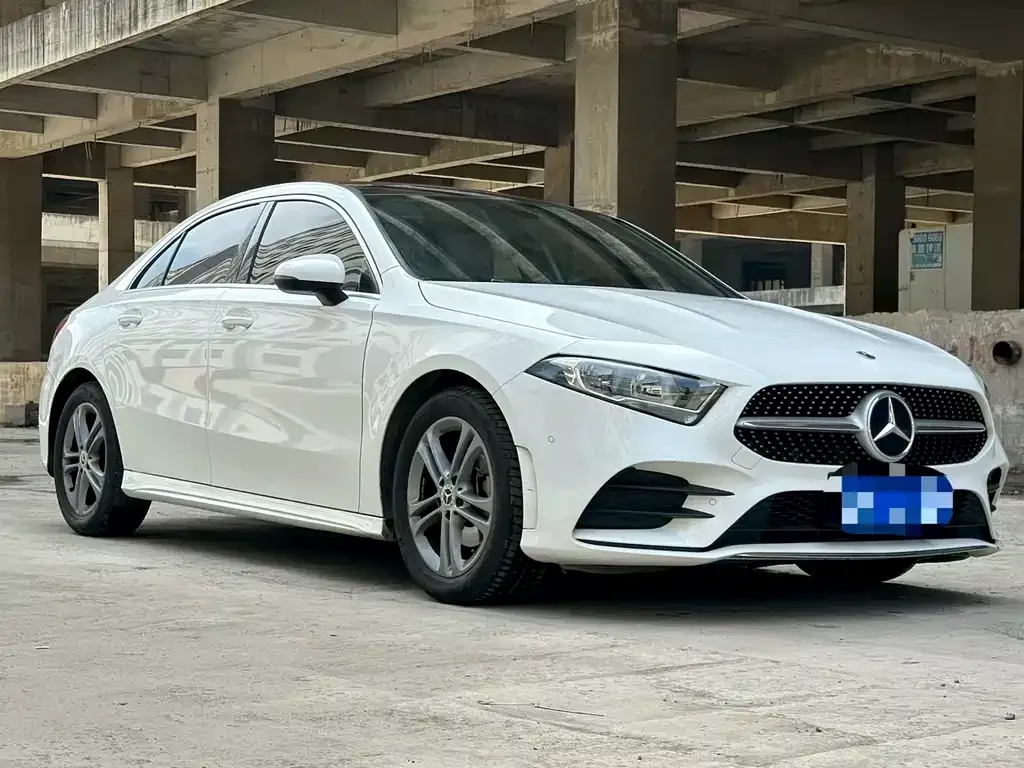 Mercedes-Benz A-Class — фото 8