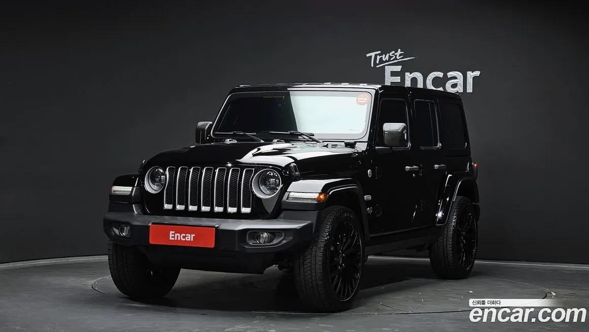 Jeep Wrangler — фото 1