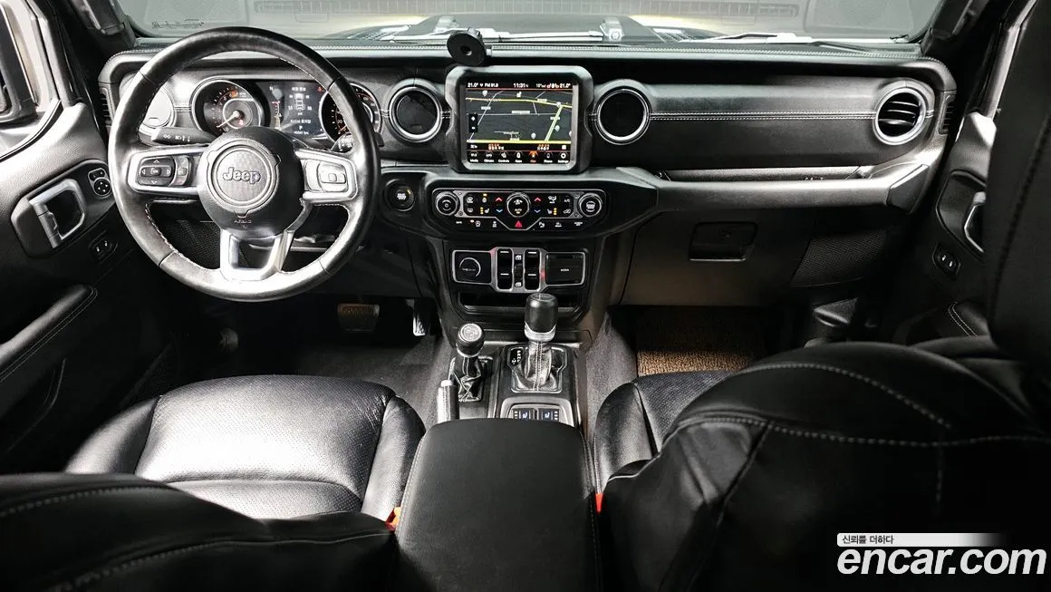 Jeep Wrangler — фото 5
