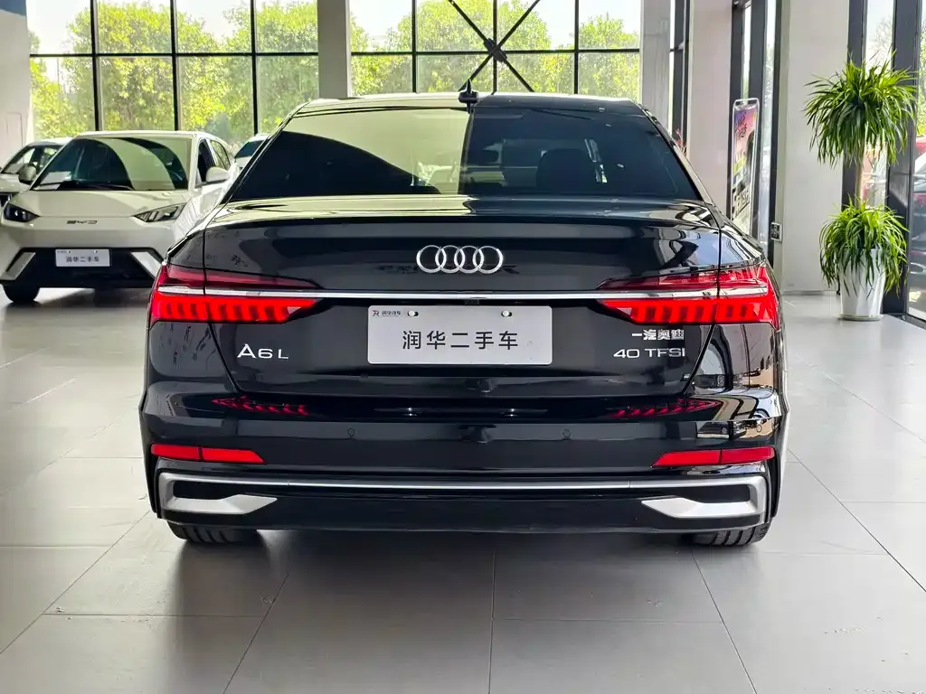 Audi A6L — фото 7