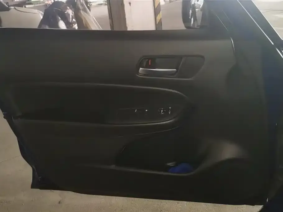 Honda Fit — фото 9