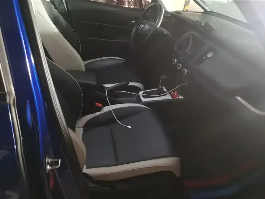 Honda Fit — фото 6