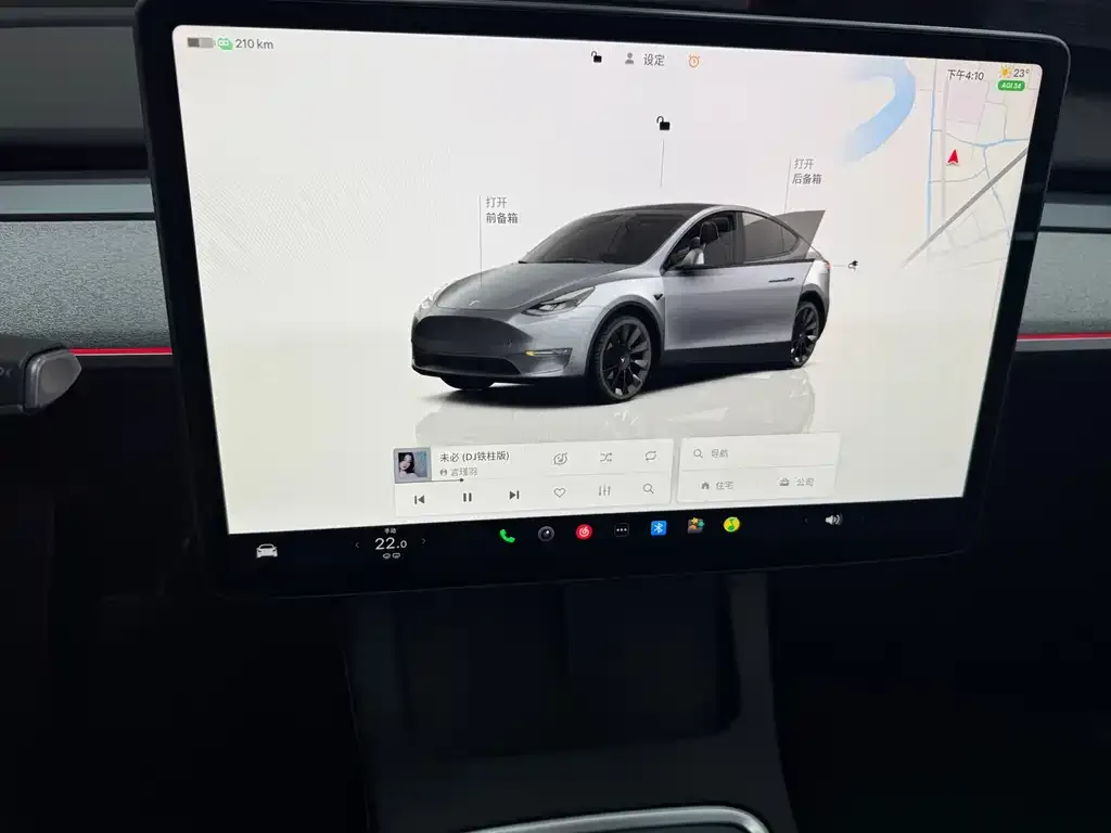 Tesla Model Y — фото 2