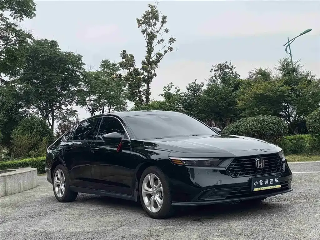 Honda Accord — фото 5