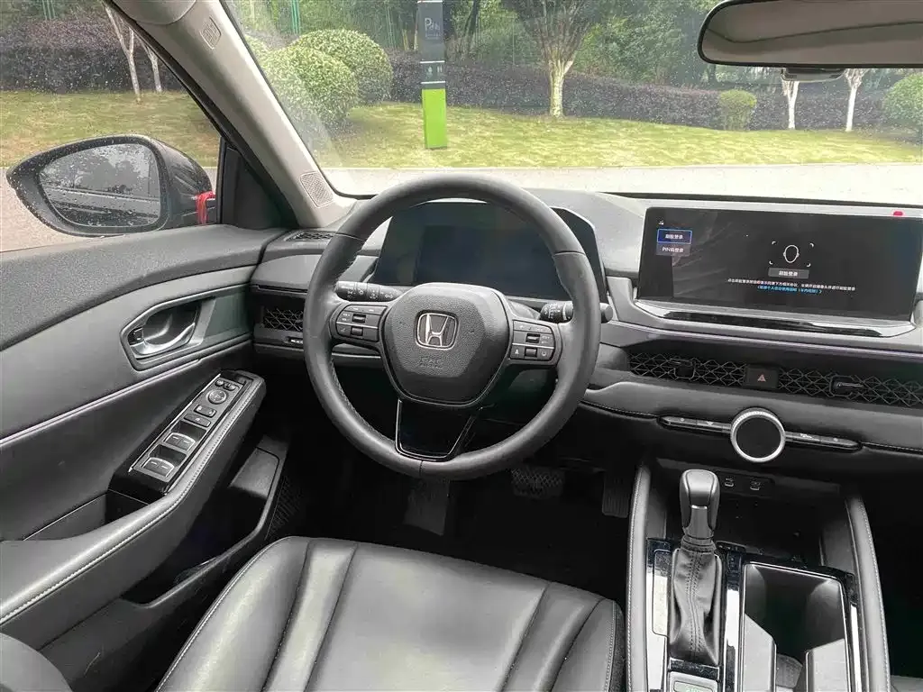 Honda Accord — фото 6