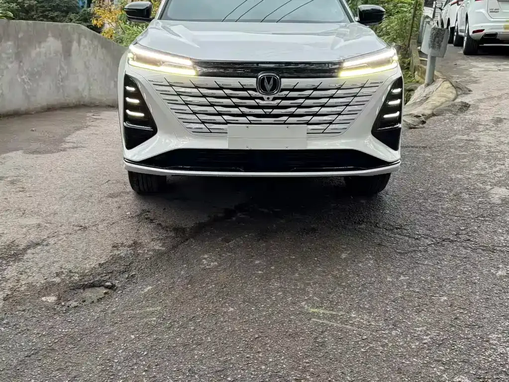 Changan CS75PLUS — фото 10