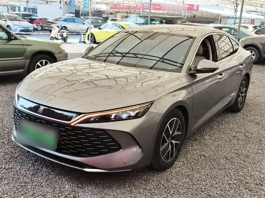 BYD Qin L — фото 1