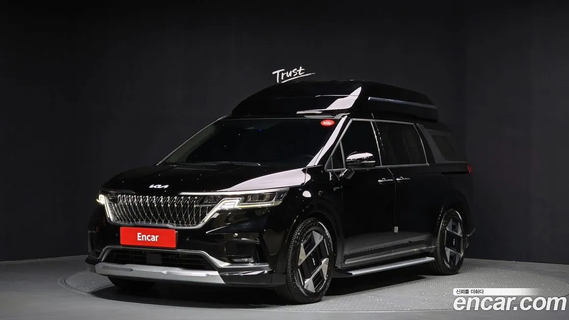 Kia Carnival — фото 1