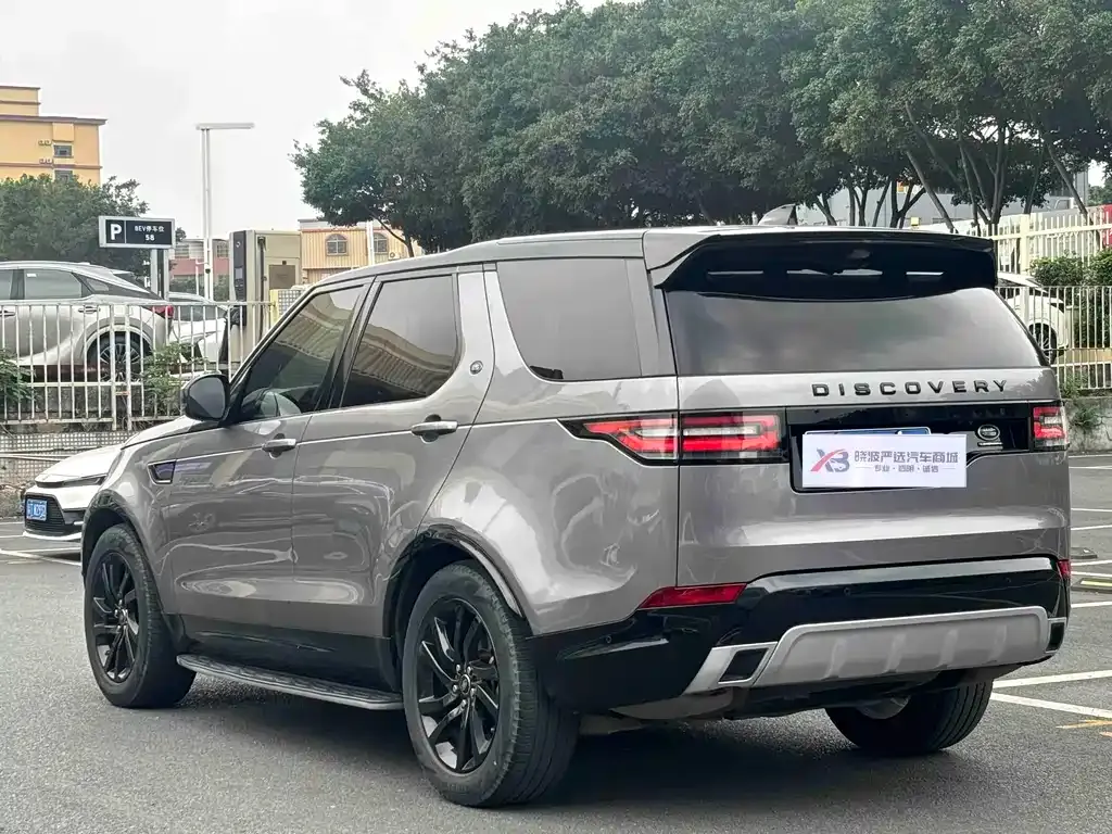 Land Rover Discovery — фото 8
