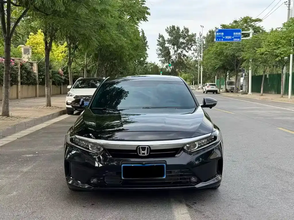 Honda Inspire — фото 1