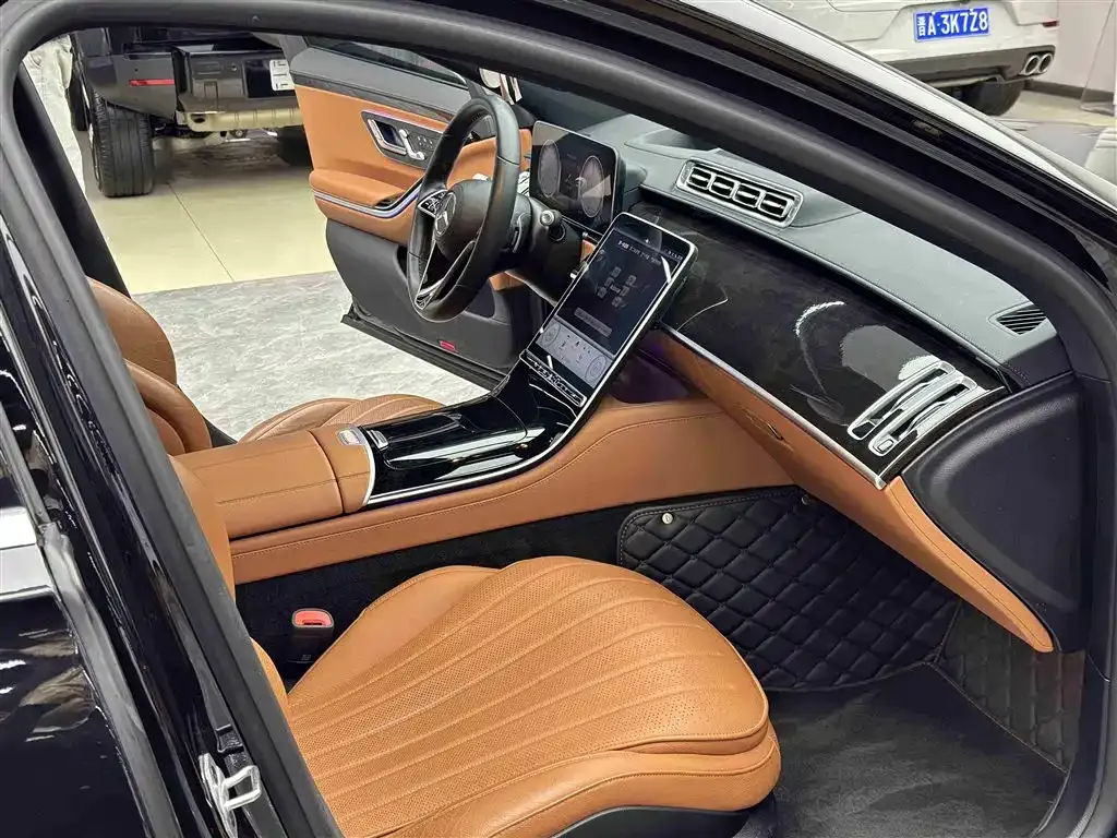 Mercedes-Benz S-Class New Energy — фото 7