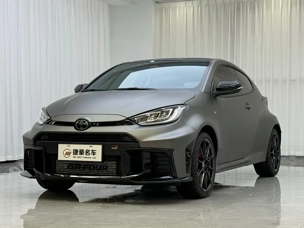 Toyota GR YARIS — фото 1