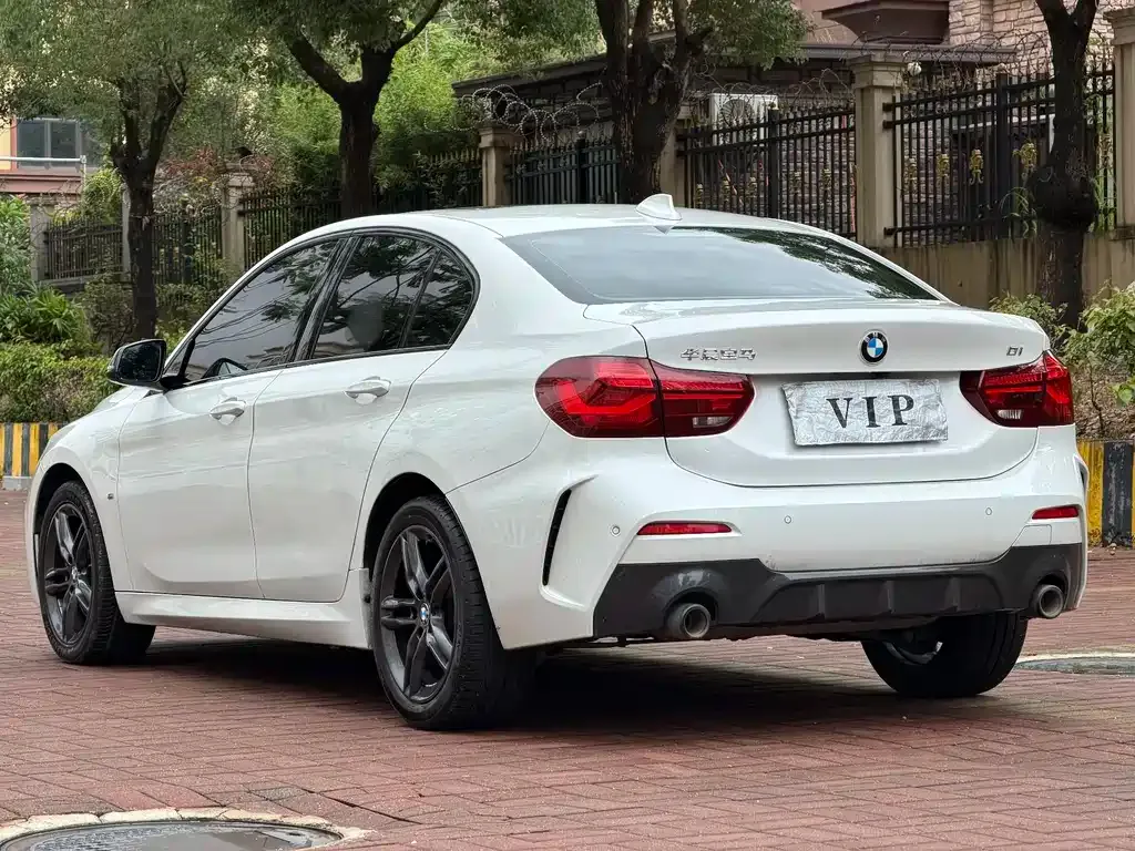 BMW 1 Series — фото 10