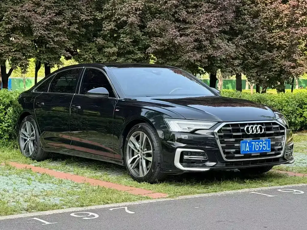 Audi A6L — фото 5