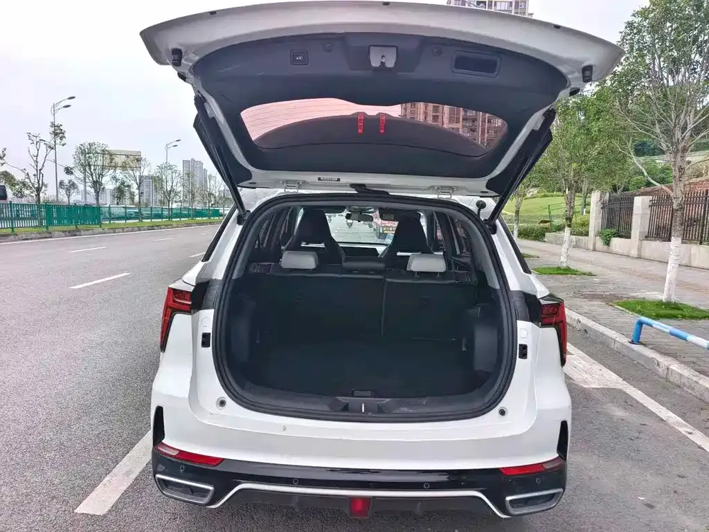 Changan CS75PLUS — фото 5