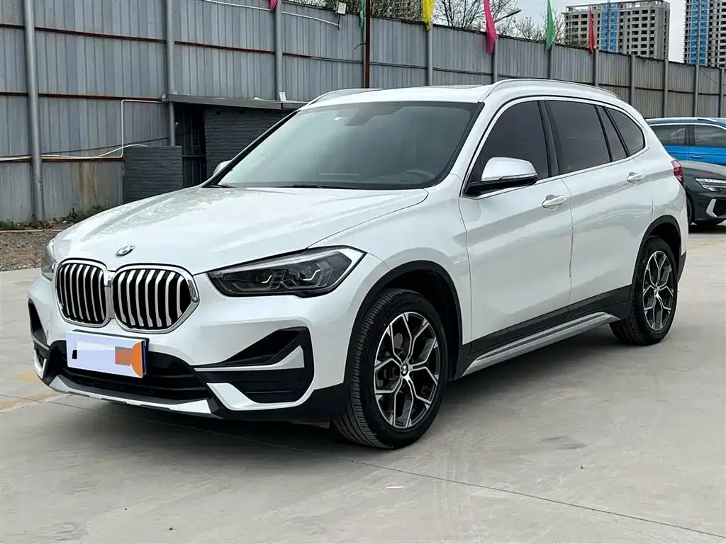 BMW X1 — фото 1