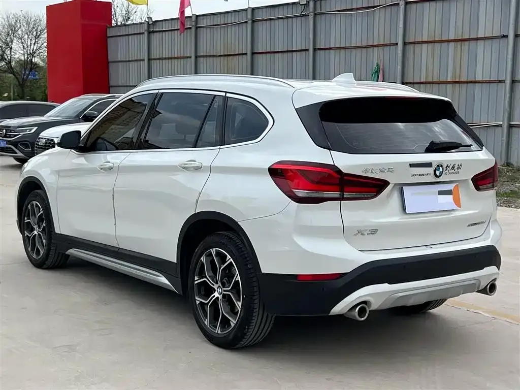 BMW X1 — фото 2