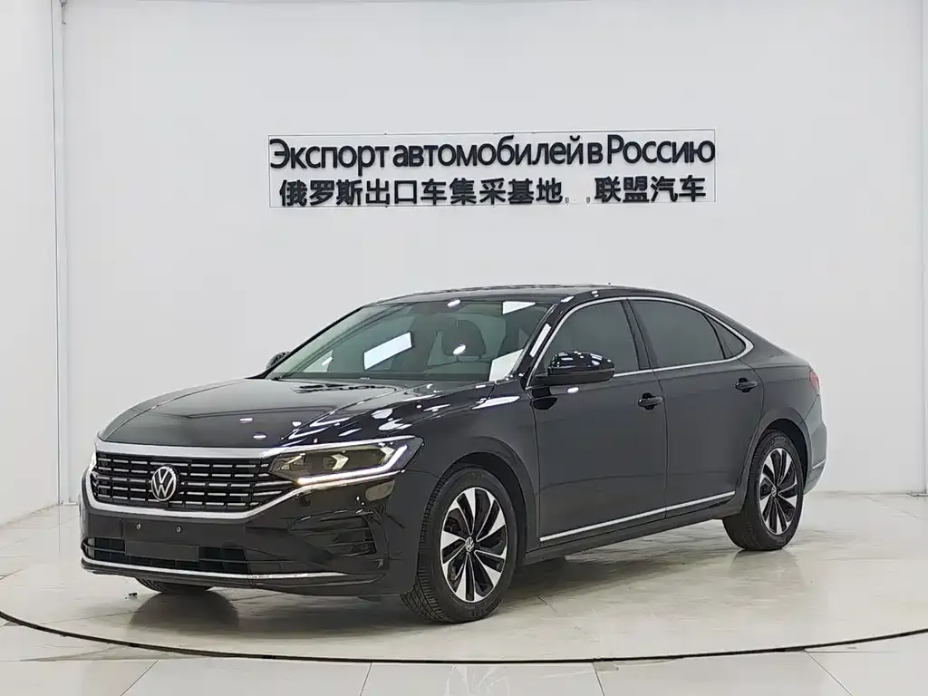Volkswagen Passat — фото 1