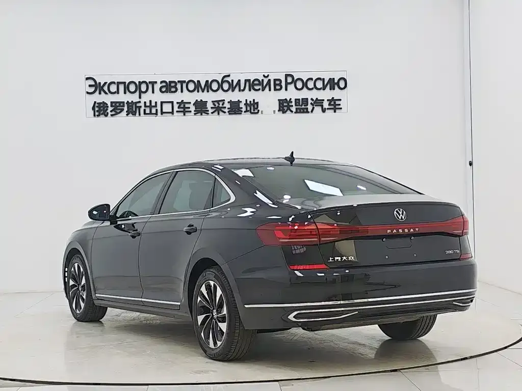 Volkswagen Passat — фото 4
