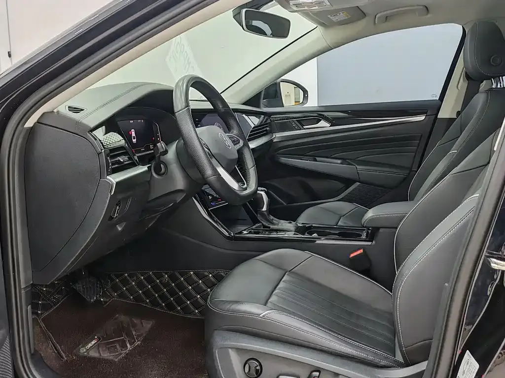 Volkswagen Passat — фото 7