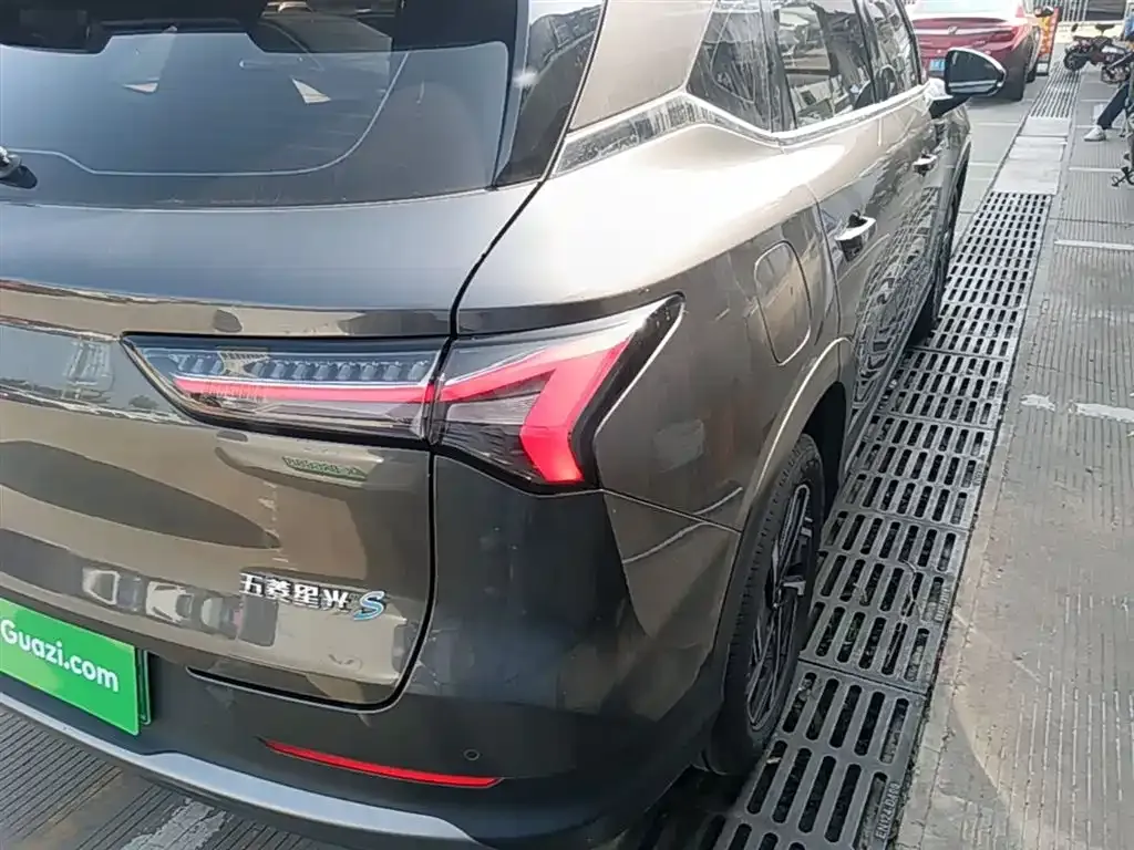 Wuling Xingguang S — фото 8