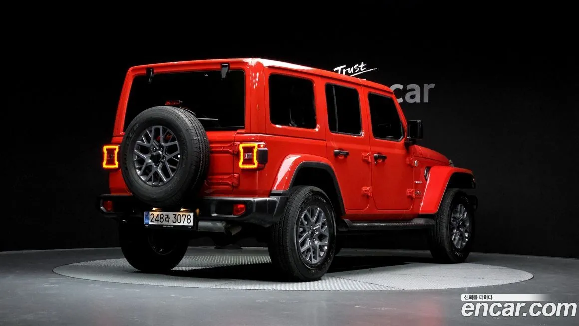 Jeep Wrangler — фото 7