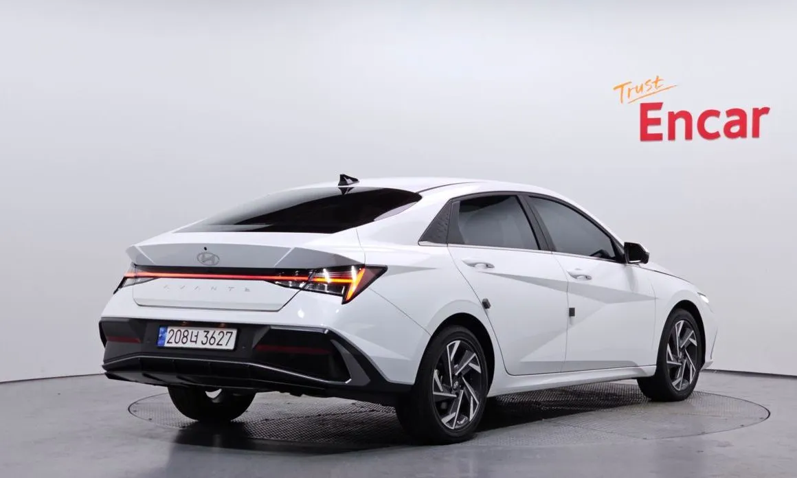 Hyundai AVANTE — фото 2