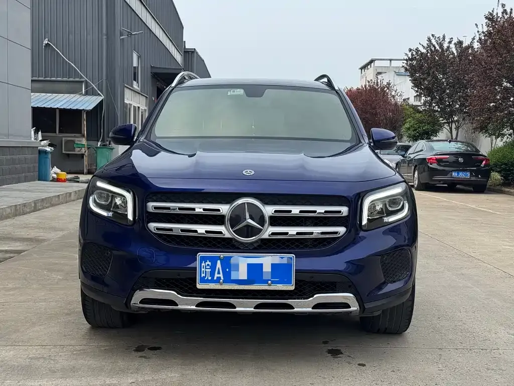 Mercedes-Benz GLB — фото 10
