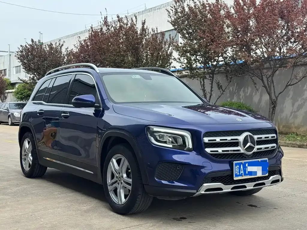 Mercedes-Benz GLB — фото 9