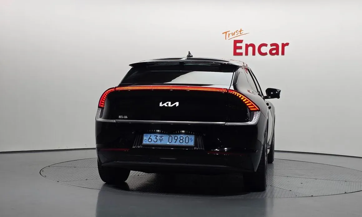 Kia EV6 — фото 3