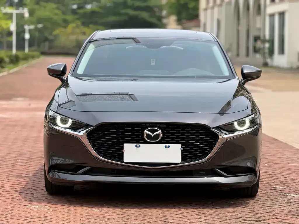 Mazda 3 Axela — фото 2