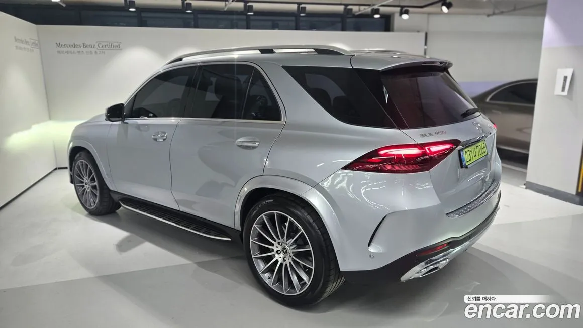 Mercedes-Benz GLE-Class — фото 9