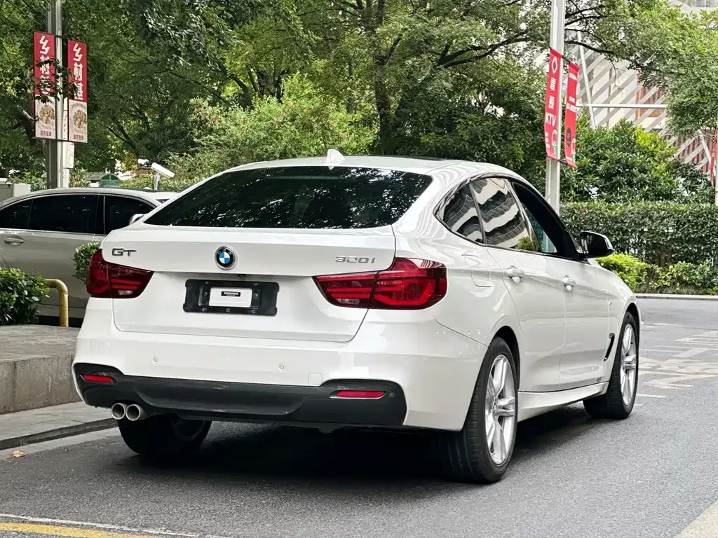 BMW 3 Series GT — фото 4