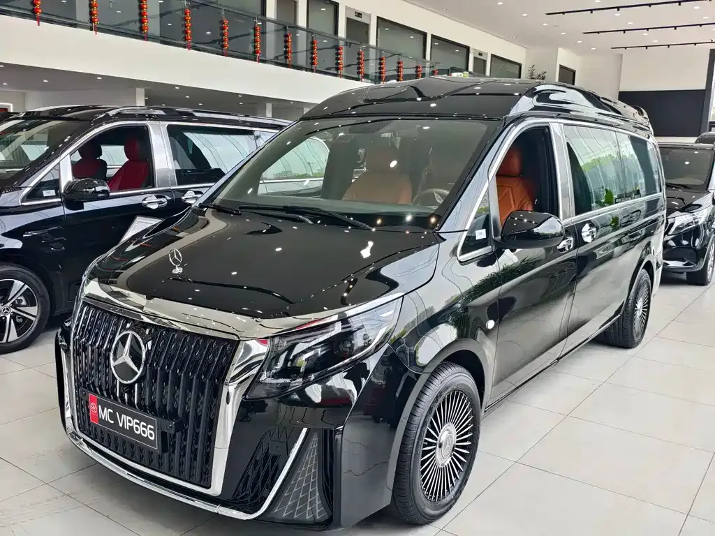Mercedes-Benz Vito — фото 1