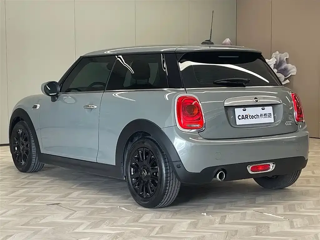 MINI Cooper (3-door) — фото 10