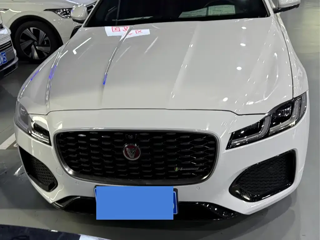 Jaguar XFL — фото 4