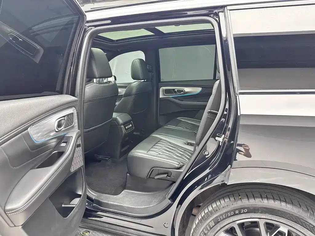 GAC Motor Trumpchi GS8 — фото 8
