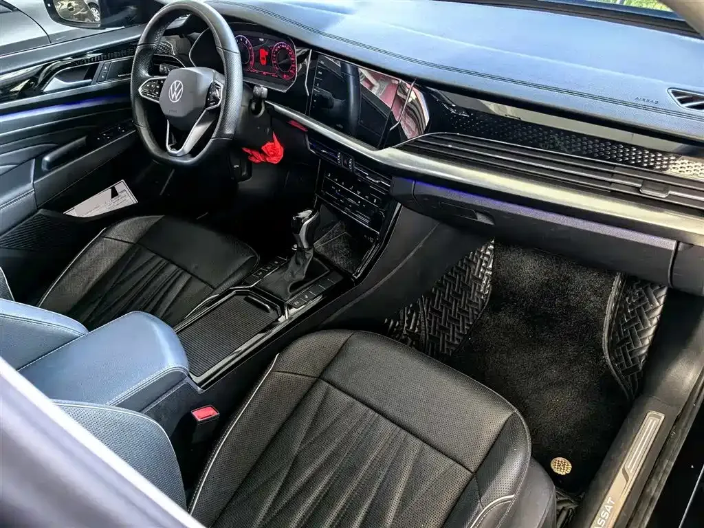 Volkswagen Passat — фото 5