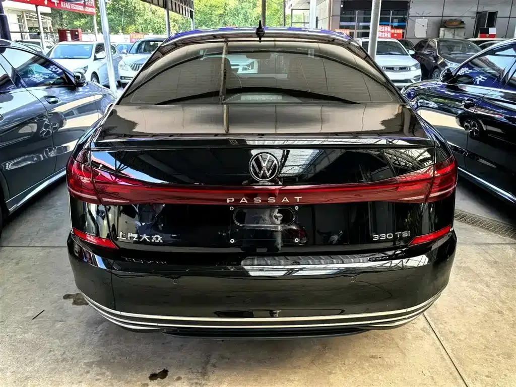 Volkswagen Passat — фото 4
