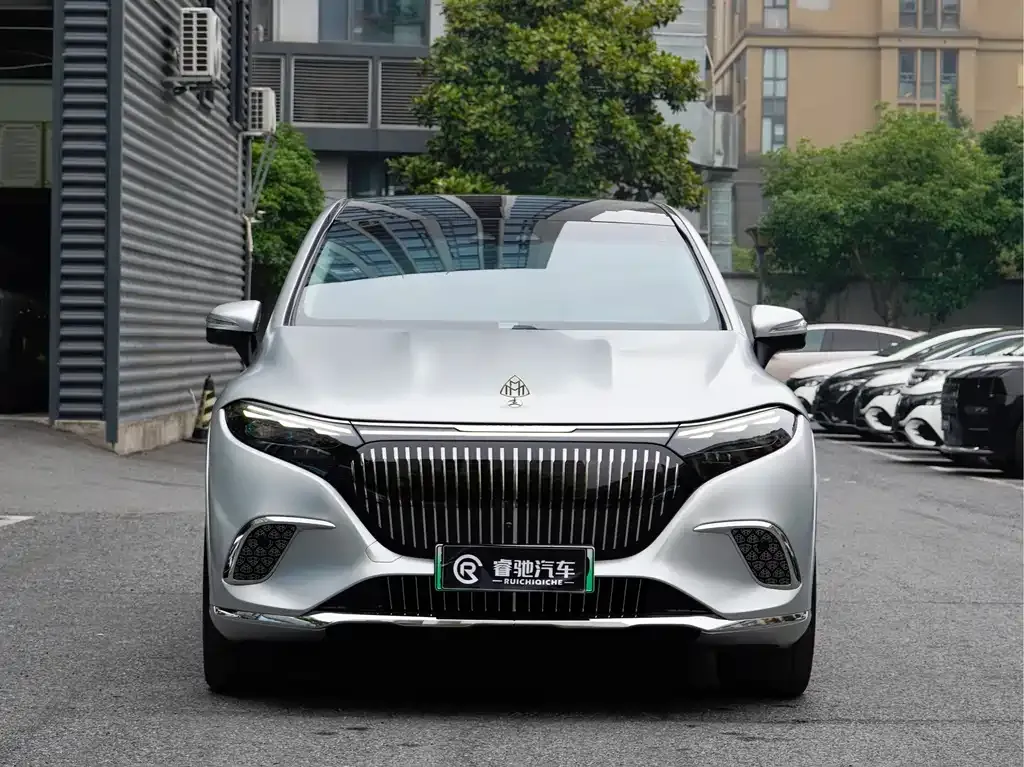 Mercedes-Benz EQS SUV — фото 9