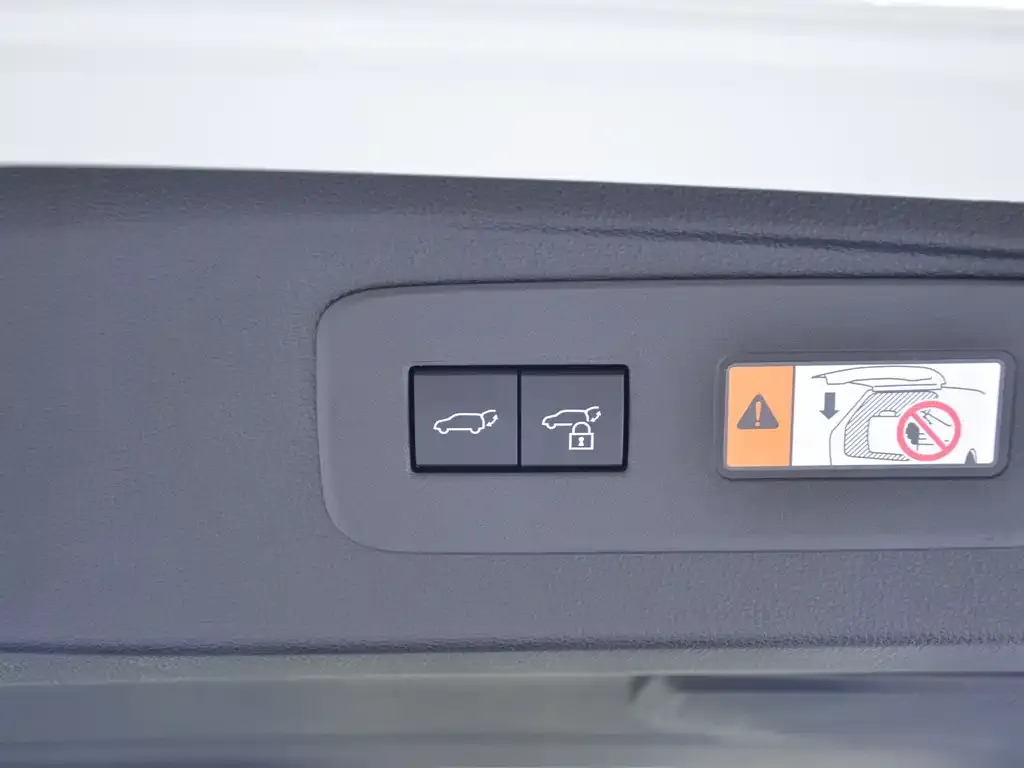 Toyota Prado — фото 2