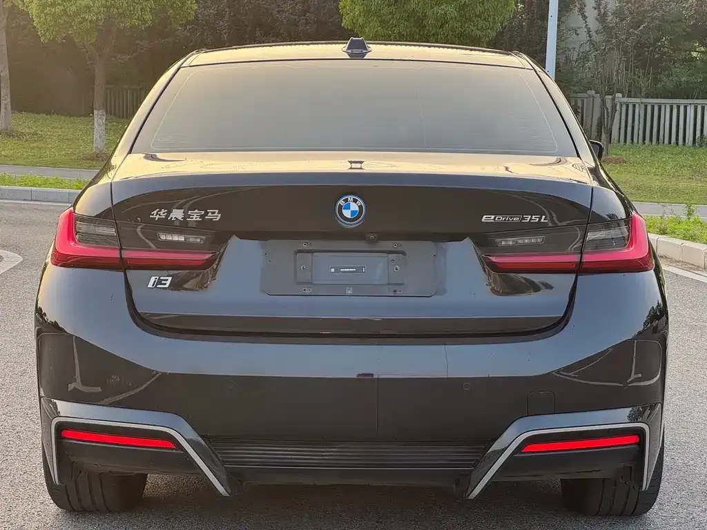 BMW i3 — фото 2