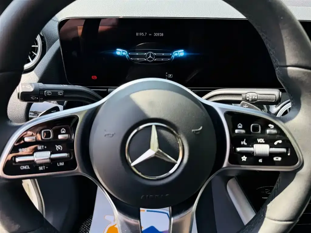 Mercedes-Benz GLA — фото 3