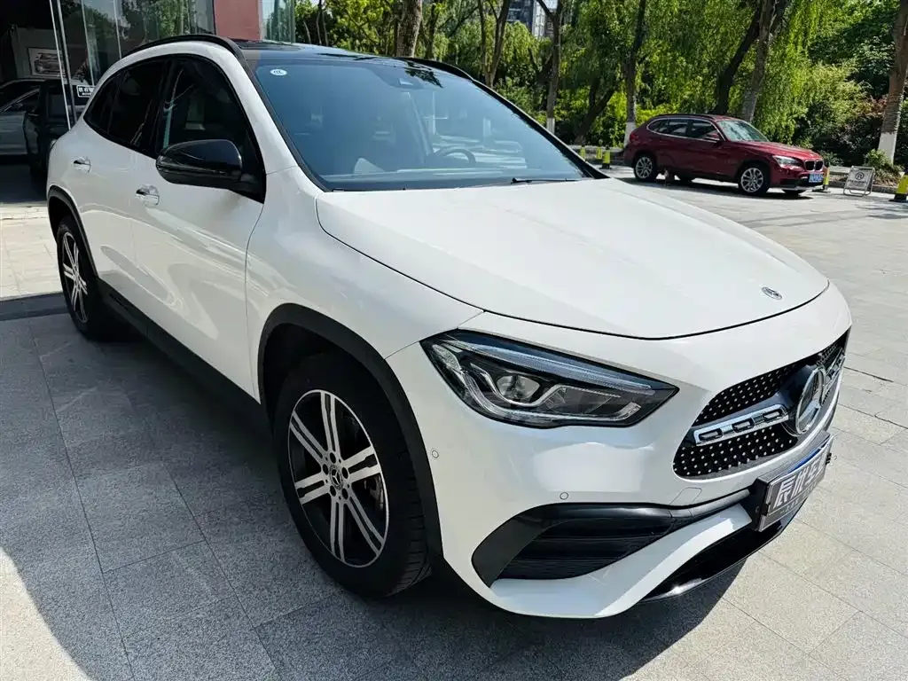 Mercedes-Benz GLA — фото 9