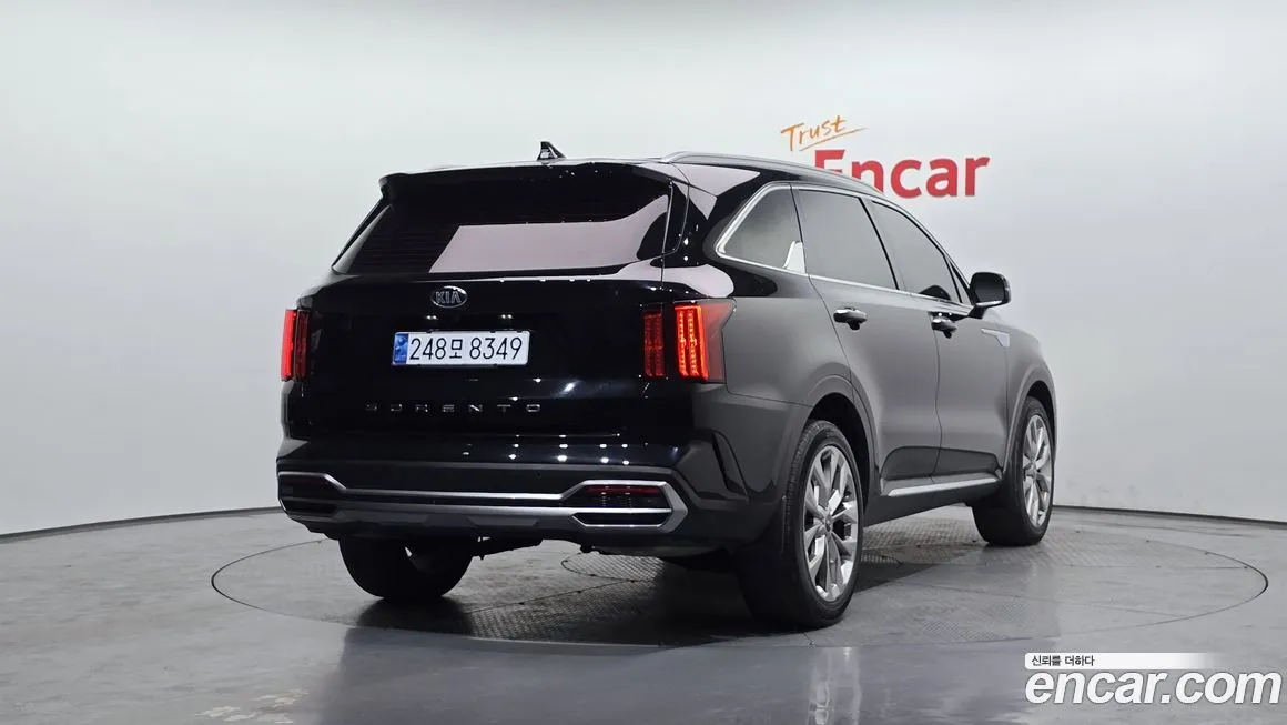 Kia Sorento — фото 3